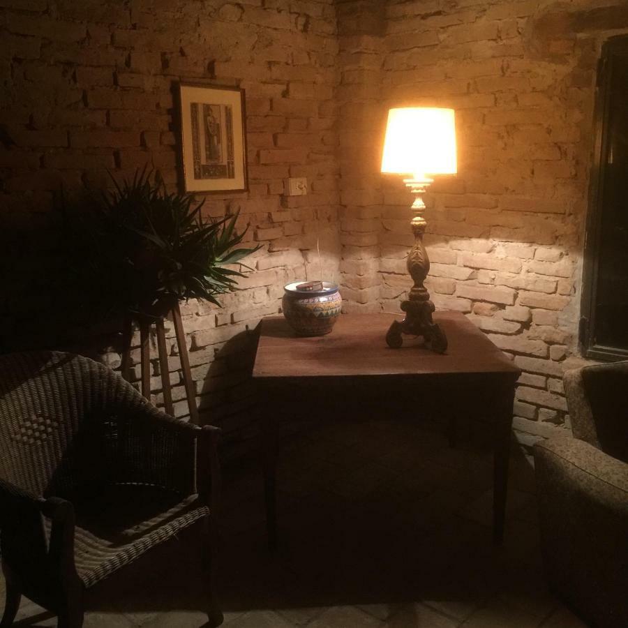 B&B La Casa Dei Prugni Boretto Buitenkant foto